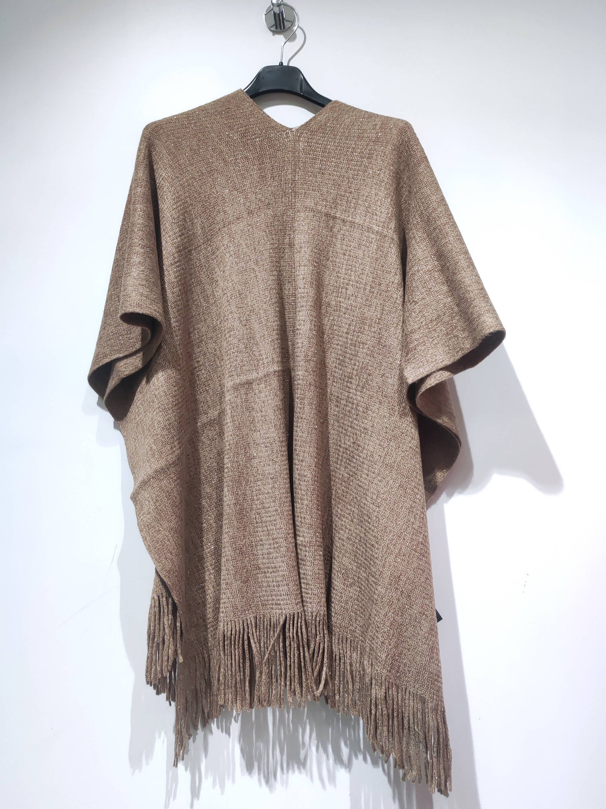 Shimmering Poncho – Winter Collection 2026