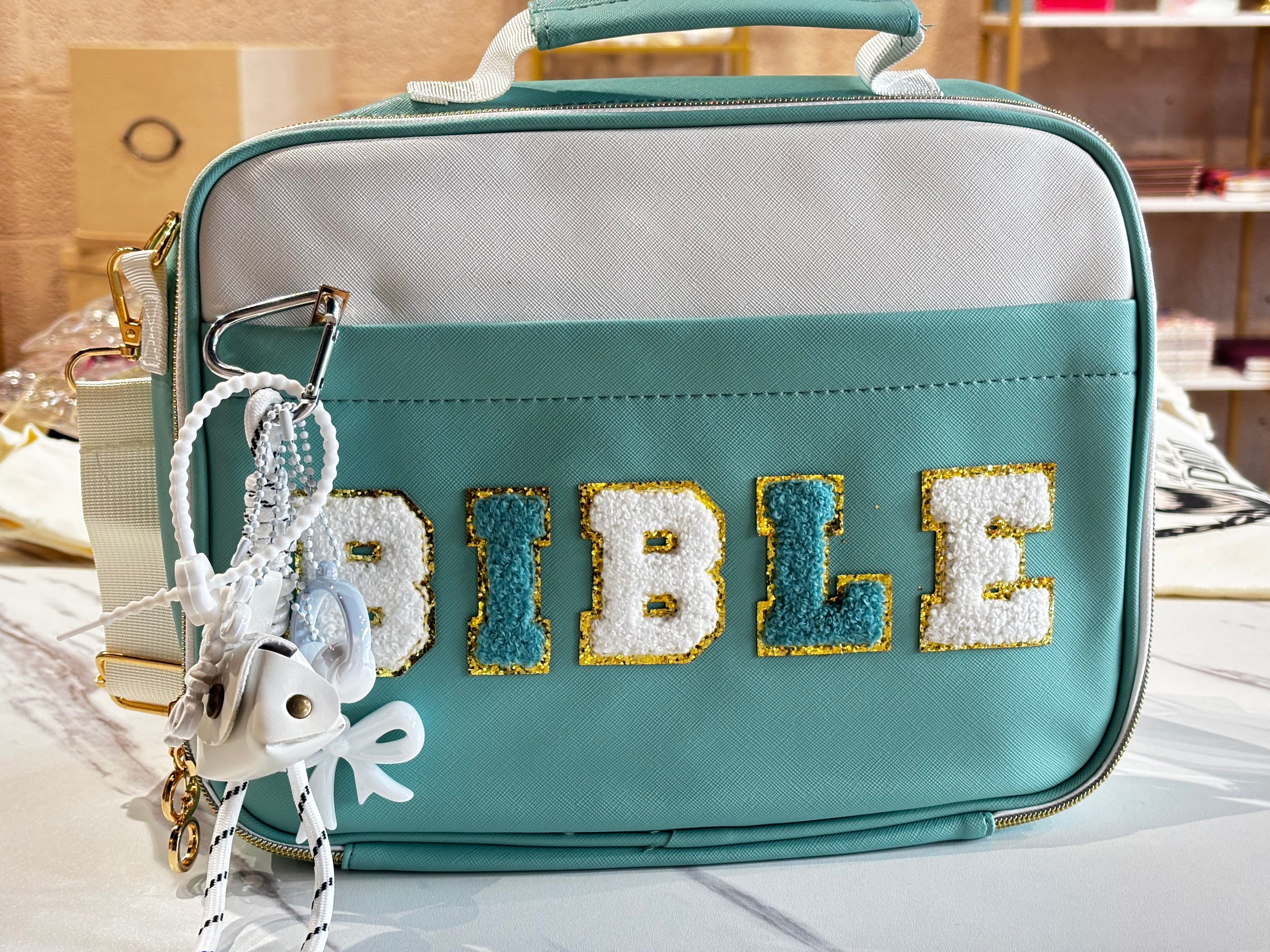 Bible Carrying Case – Luxury Protection for Your Bible
