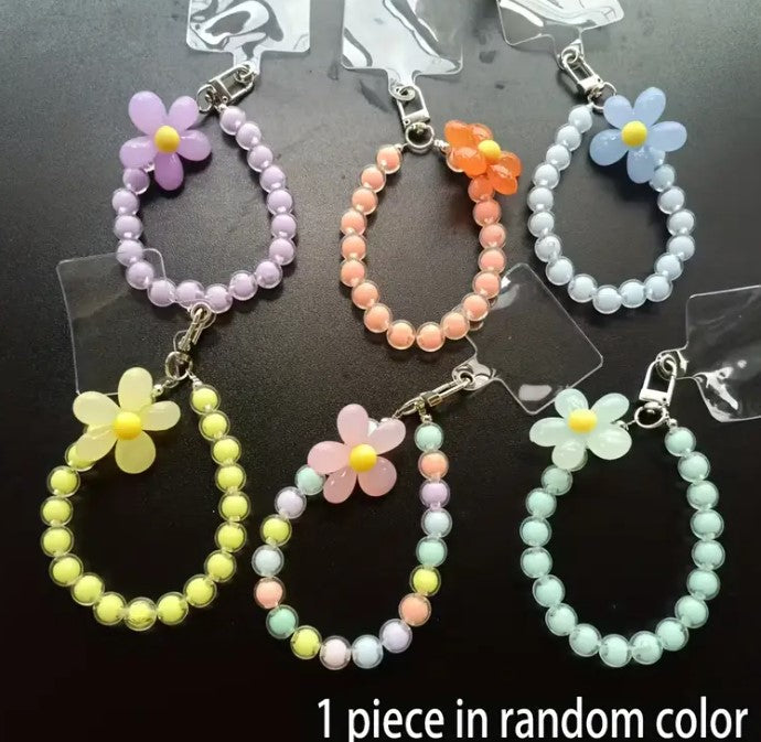 Cute Daisy Beaded Keychain – Random Color