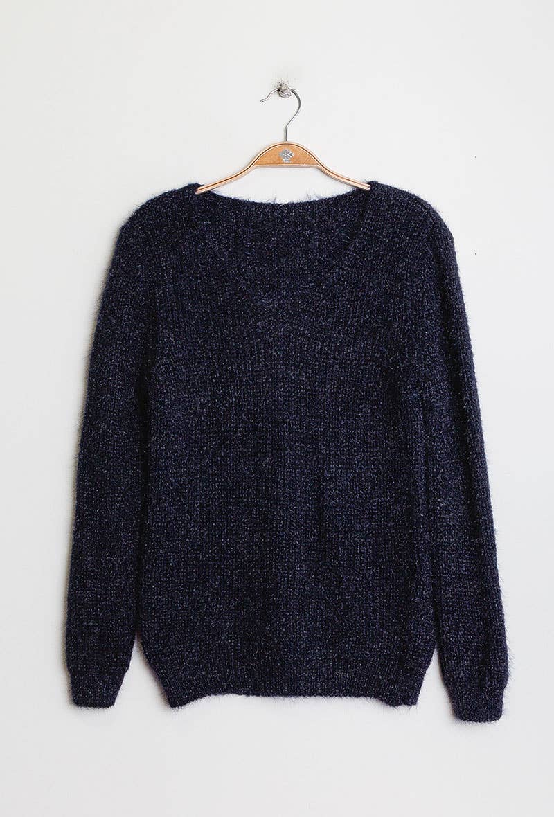 Lightweight V-Neck Knitted Sweater - Winter Collection 2026